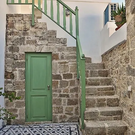 Villa Myrtia House-stylish Art House With Great View *